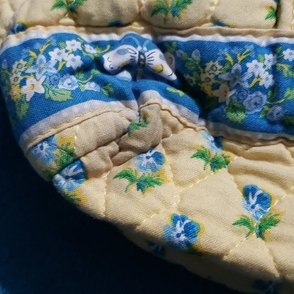 Vera Bradley Retired Katherine Tote (Spring 2004) - Picture 7 of 15